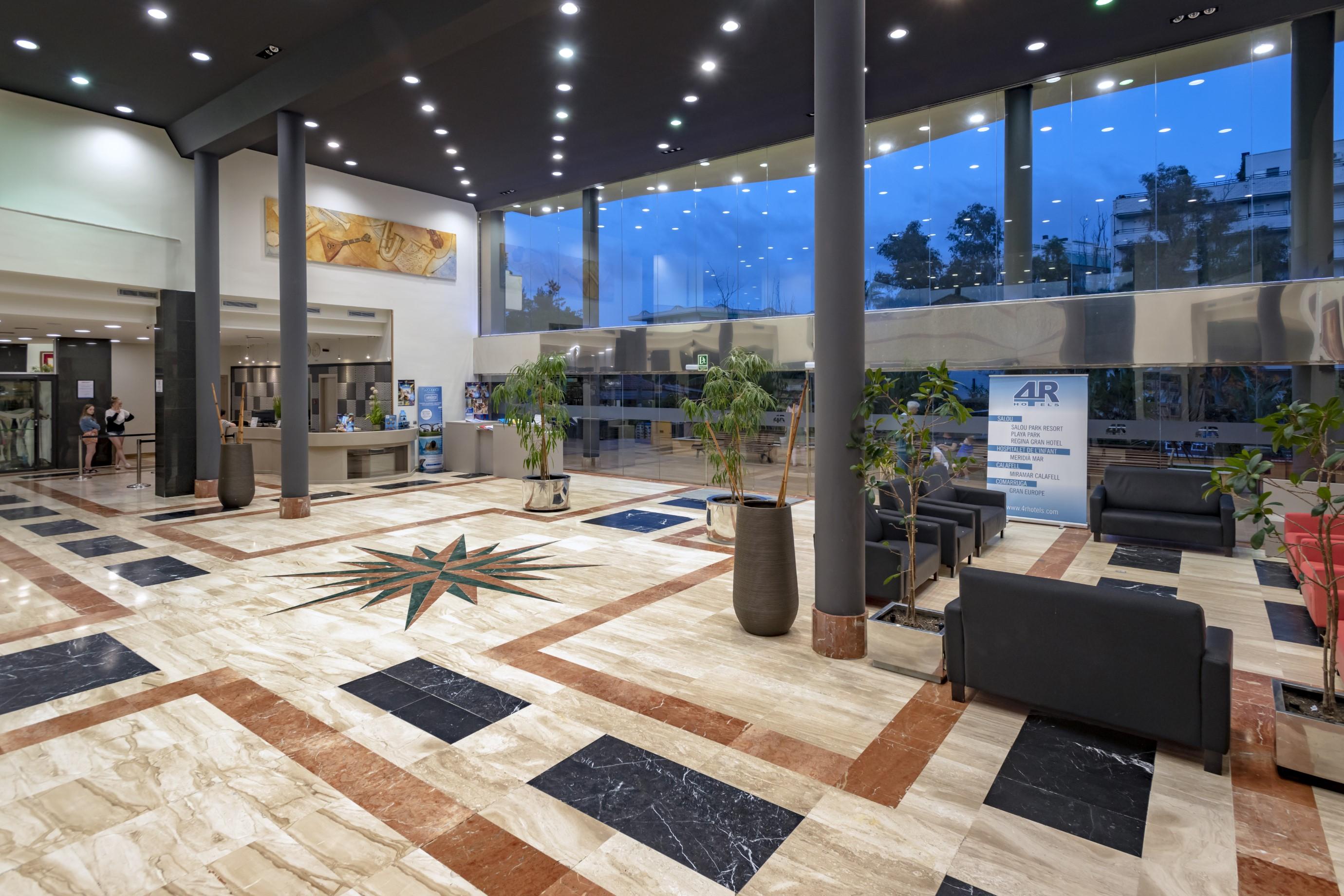 4R Gran Regina Hotel Salou Kültér fotó